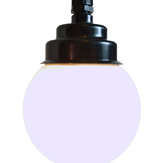 Kugellampe / Milchglas weiss