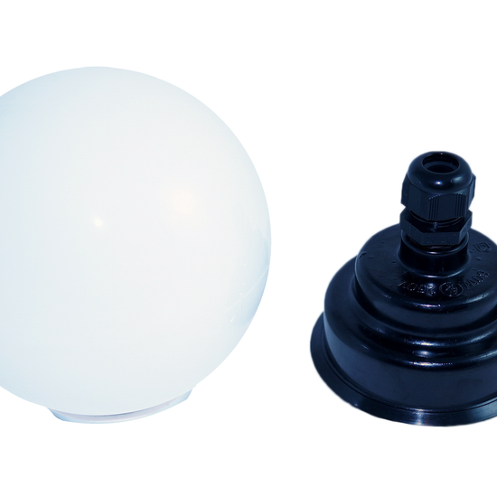 Kugellampe / Milchglas weiss