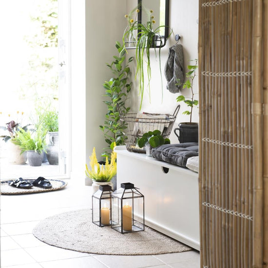 Wandspiegel mit Ablage