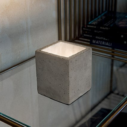 Tischleuchte Zement / Quader