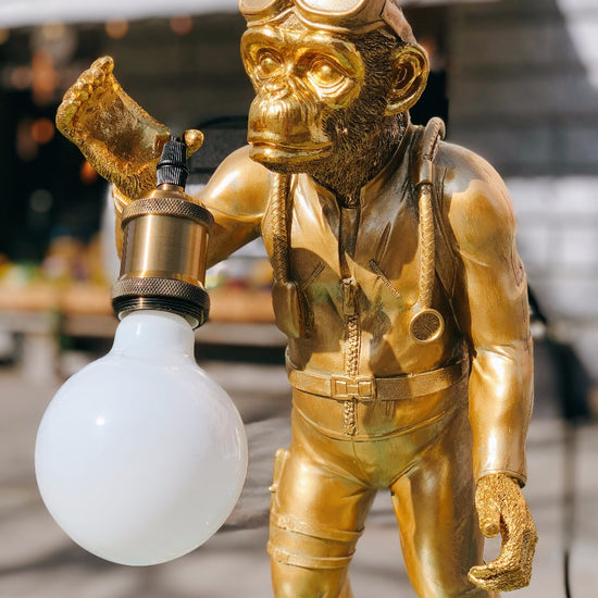 Tischleuchte Diver Dan, gold