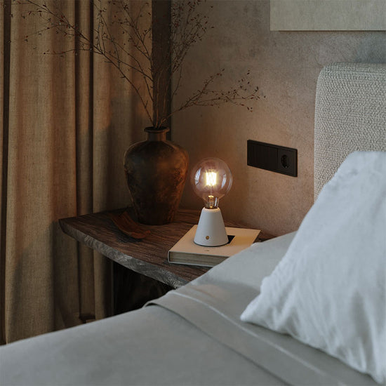 Cabless01 Portable Tischlampe 5V mit Akku / Weiss