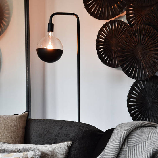 Calex KALMAR LED Kopfspiegel Schwarz Matt Globe G200 / E27