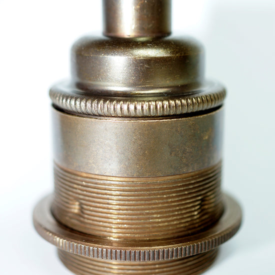 Vintage Metall Fassung mit Hänger / Fume finish