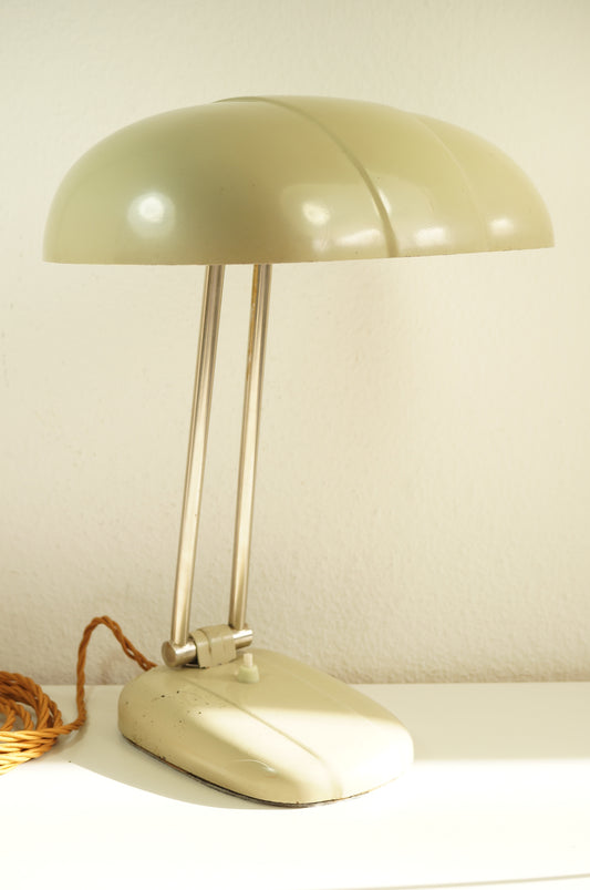 BAG Turgi Tischlampe / Sigfried Giedion 1930er