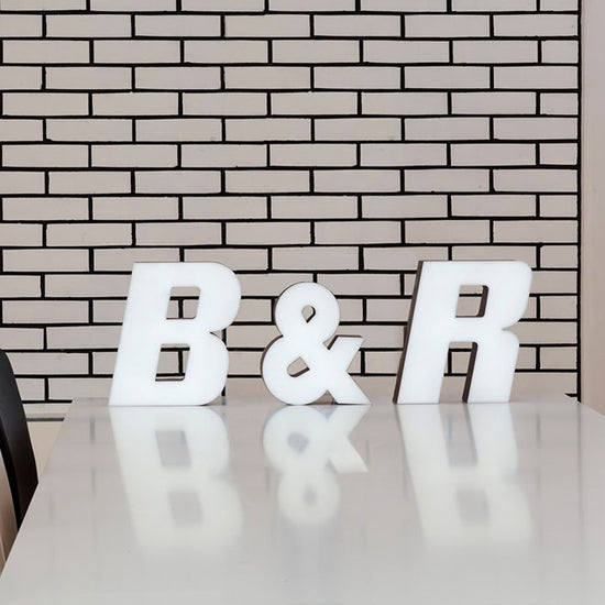 LED-Leuchtbuchstabe R