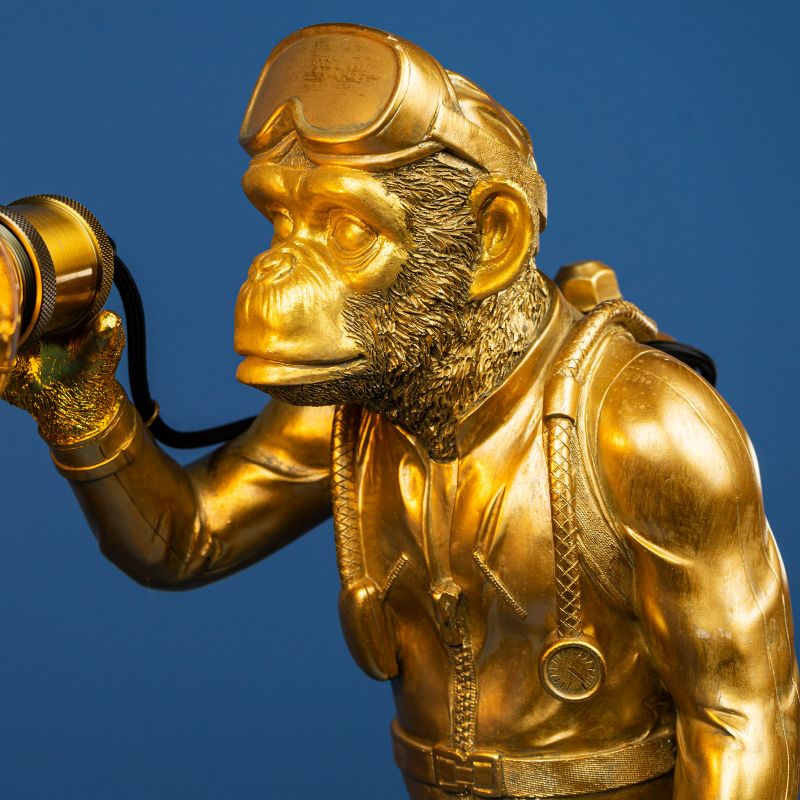 Tischleuchte Affe Diver Dan in Gold von Werner Voß, Nahaufnahme