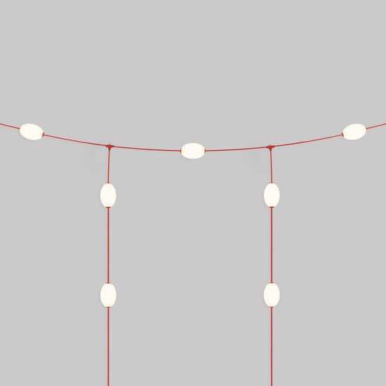 Marina Grid, Farbe Rot