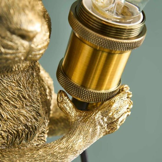 Tischleuchte Eichhörnchen „Eduard Eichhorn“ gold, Detail Fassung