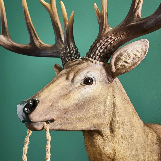 Wandleuchte Hirsch Harry, braun